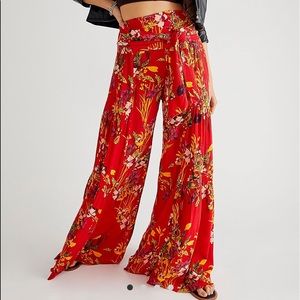 Free People Aloha Red Wide-leg Pants in size Small
